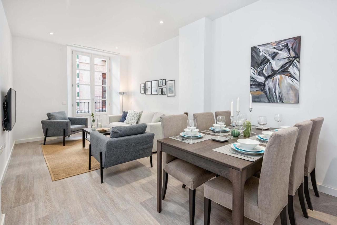 Merced Suites In Malaga By Solaga Holiday Homes Bagian luar foto