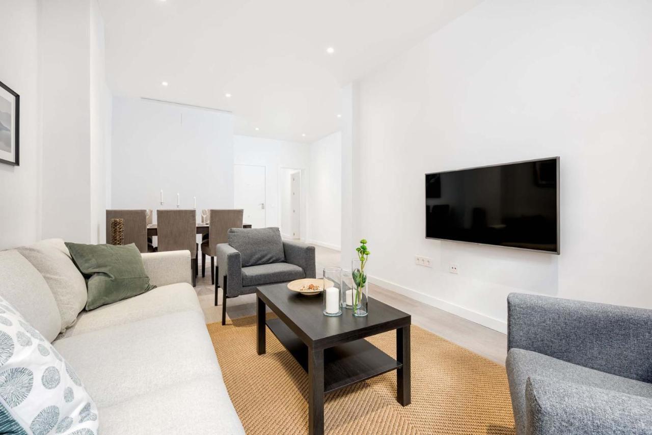 Merced Suites In Malaga By Solaga Holiday Homes Bagian luar foto