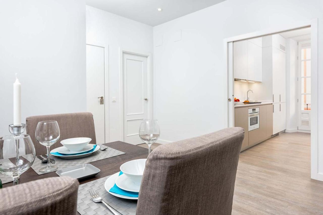 Merced Suites In Malaga By Solaga Holiday Homes Bagian luar foto