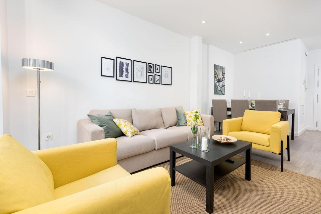 Merced Suites In Malaga By Solaga Holiday Homes Bagian luar foto