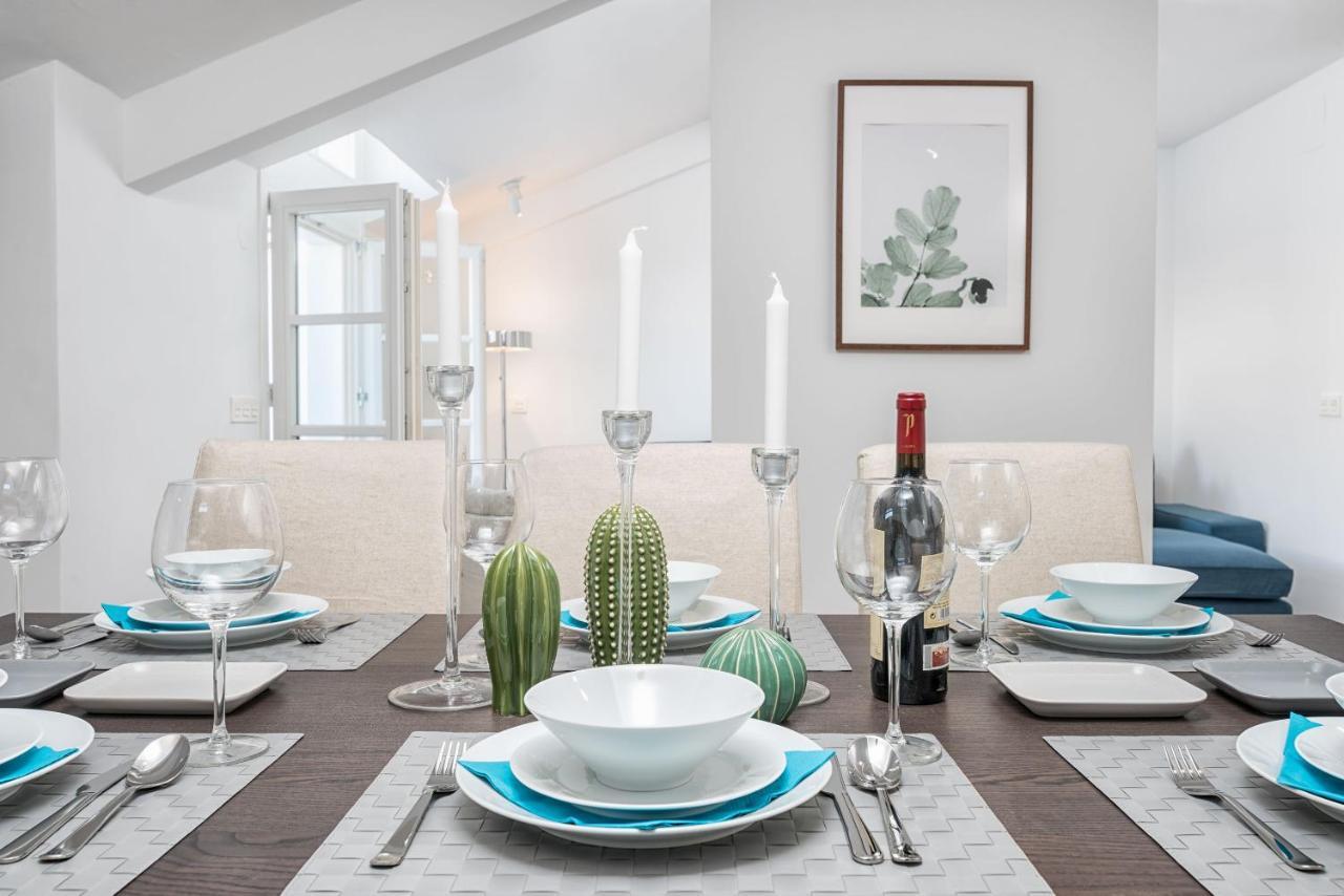 Merced Suites In Malaga By Solaga Holiday Homes Bagian luar foto