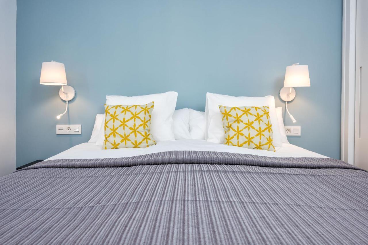 Merced Suites In Malaga By Solaga Holiday Homes Bagian luar foto